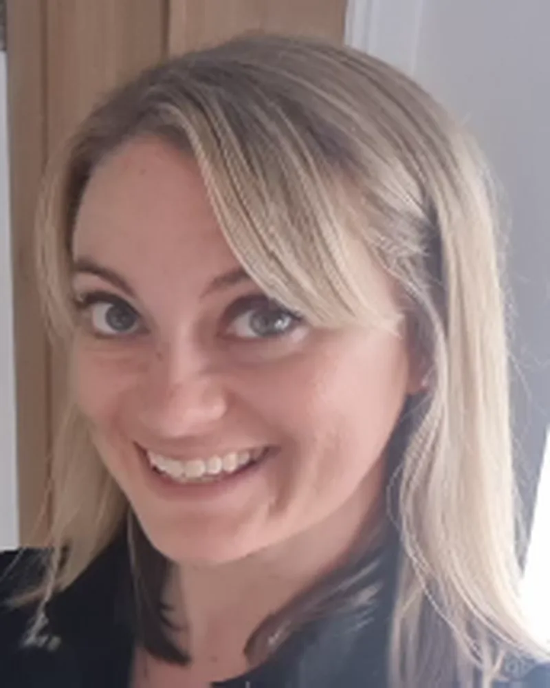 Dr Gemma Fisk Dr Gemma Fisk portrait, Clinical Psychologist & Clinical Supervisor